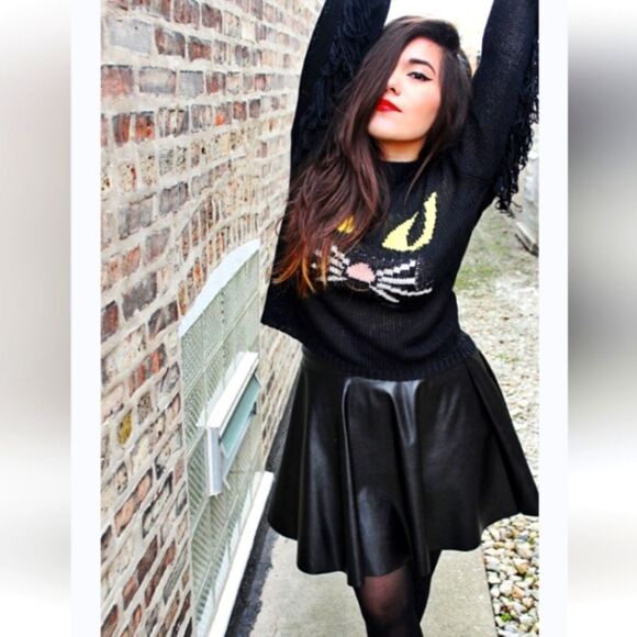 UNIF BLACK KNIT FRINGE DETAIL MEOW EVIL KITTY CAT SWEATER GOTH WITCHY WEDNESDAY - Picture 3 of 11
